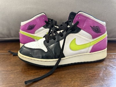 Air Jordan 1 Mid SE ''Cyber Active Fuchisa'' - Size 6.5Y