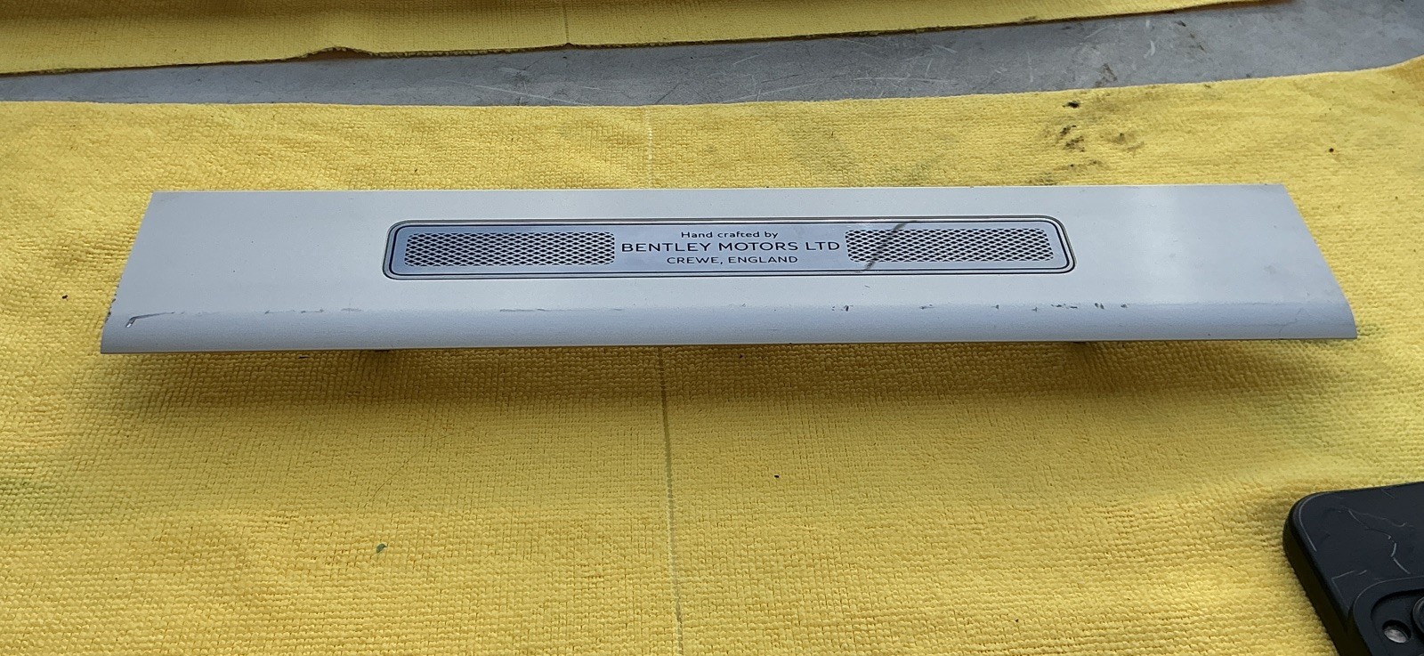 BENTLEY Flying Spur 8-24 Door Sill Trim Strip D