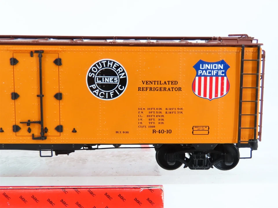 O Scale 2-Rail InterMountain 25302S-58 PFE Pacific Fruit Express Reefer #44700 - Image 3 of 4