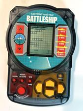 Battleship Handheld Electronic Game 1995 Milton-Bradley Pocket Vintage TESTED
