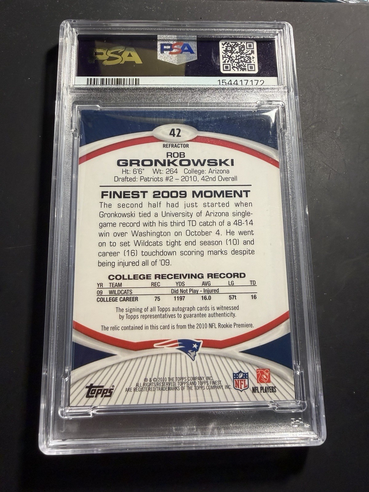 ROB GRONKOWSKI 2010 Topps Finest #42 RC Patch Auto RPA GOLD REFRACTOR /25 PSA 7 view 2