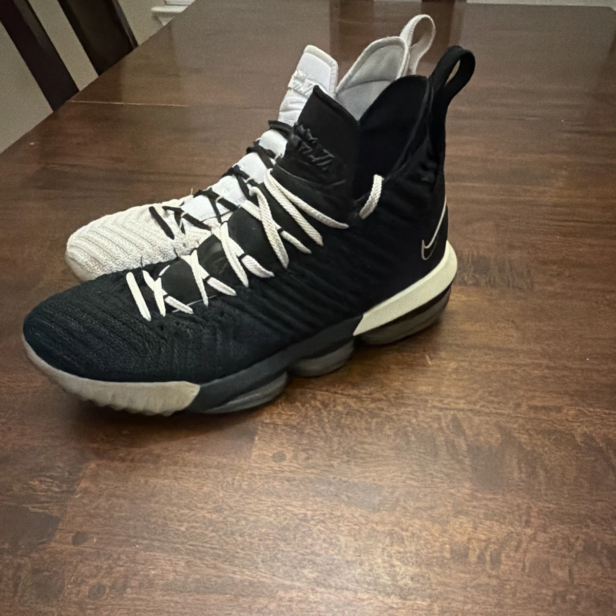 シューズ(男性用) Nike LeBron 16 Equality 28cm Nike LeBron 16 Equality - Black White for Sale | Authenticity