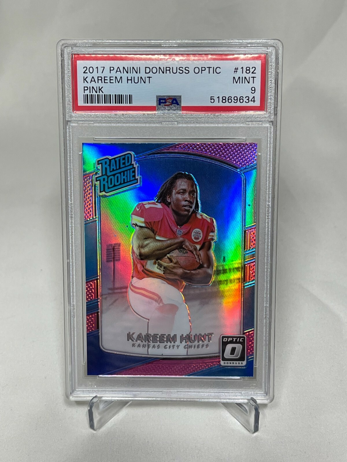 2017 PANINI DONRUSS OPTIC KAREEM HUNT PINK RATED ROOKIE #182 PSA 9