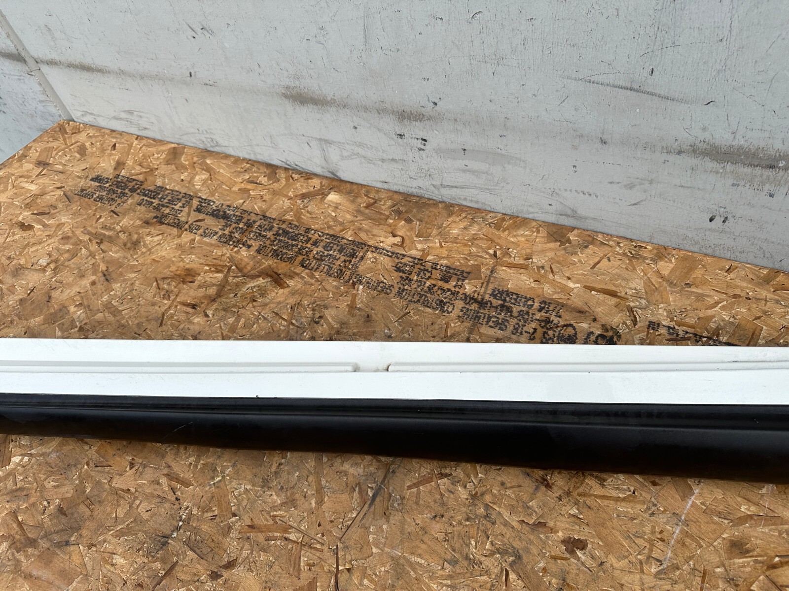 LEFT DRIVER SIDE SKIRT ROCKER PANEL ASSEMBLY 13-20 MASERATI QUATTROPORTE GTS