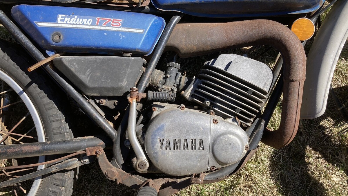 Vintage 1974 Yamaha Enduro 175 Parts Dirt Bike