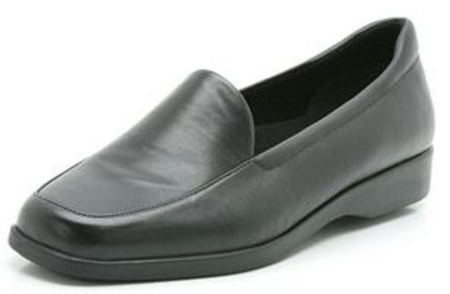 clarks wide fit shoes for ladies