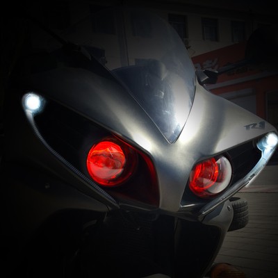 Yamaha R1 Red Headlights