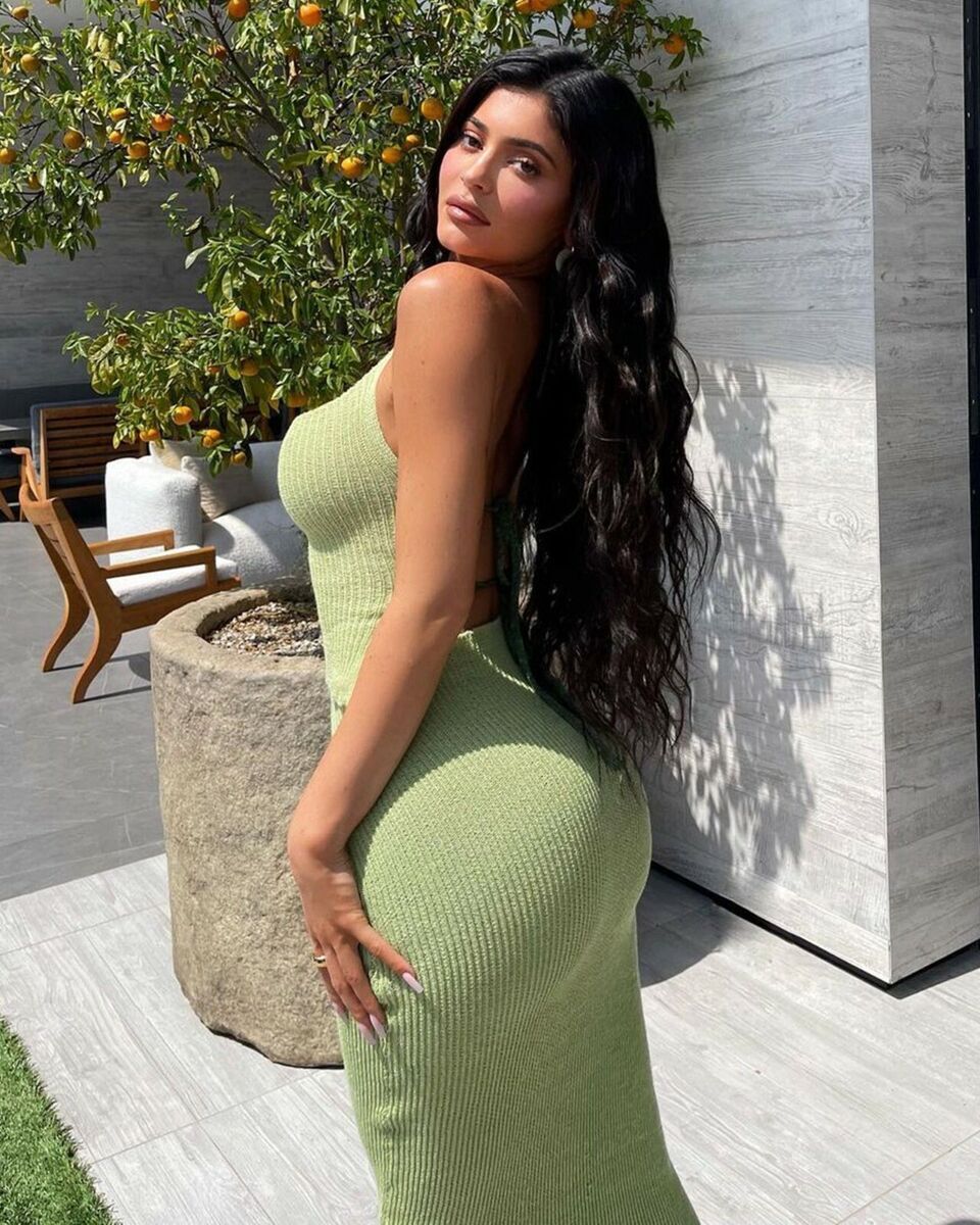 Picture 1 of 1