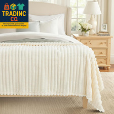 Soft Fleece Cream White Blanket Queen Size for Bed, Cozy Fluffy Plush Flannel La
