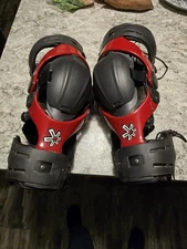 Asterisk Cell Knee Braces