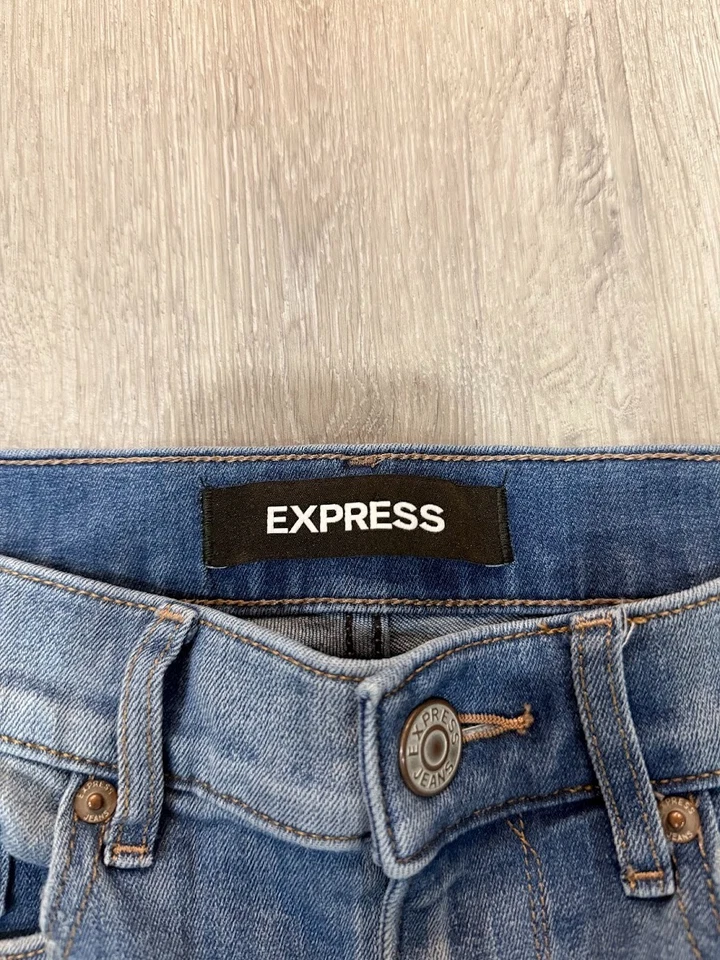 Express Barely Boot Mid Rise Jeans Women’s 0S Distressed Light Wash Stretch  - Image 3 of 4