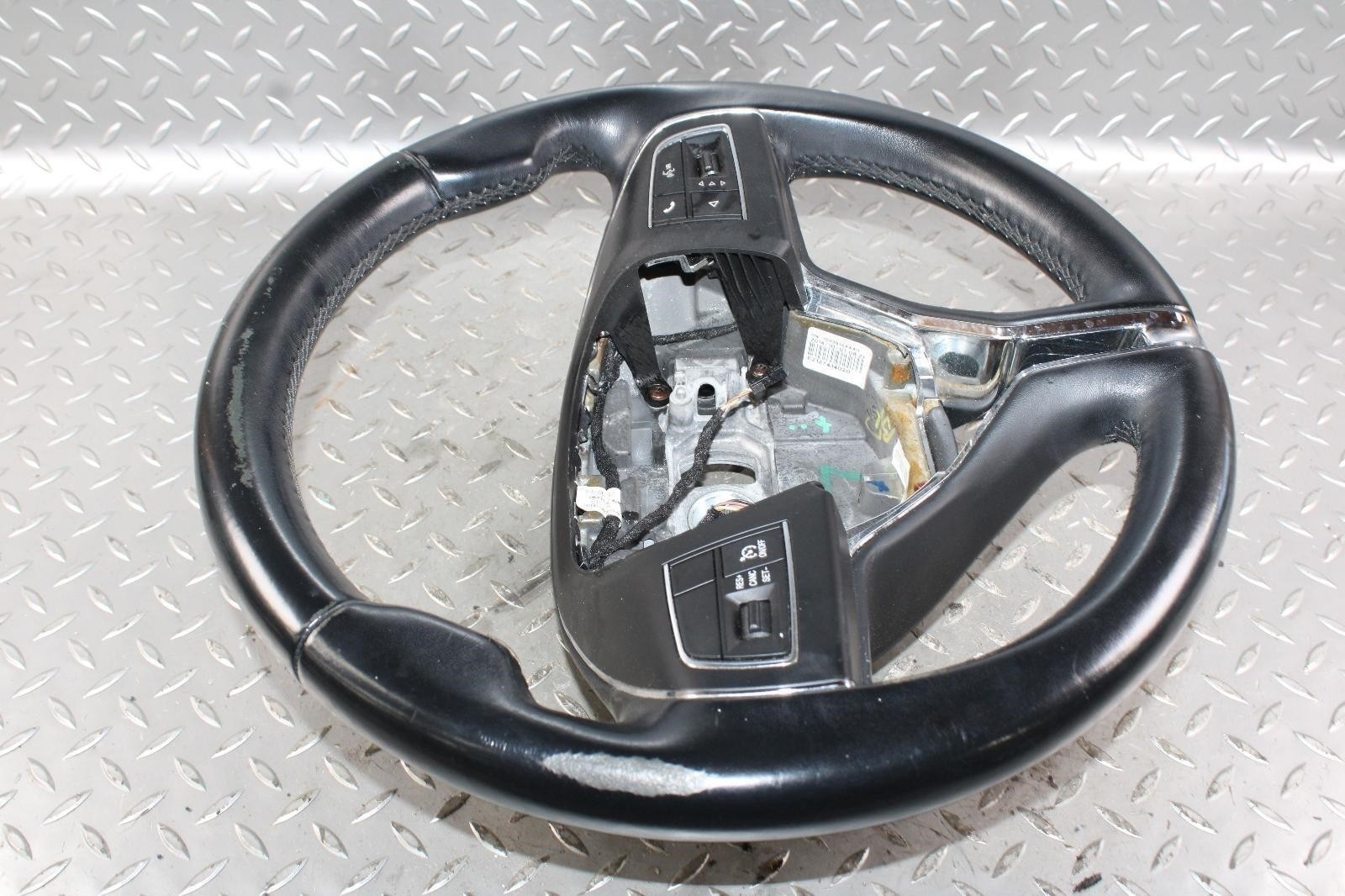 14-20 Ghibli *WORN* Black Leather Driver Column Steering Wheel OEM Factory WTY