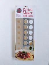 Norpro Ravioli Maker With Press 1043 Homemade Pasta Dough Mold Tool NIB New 12