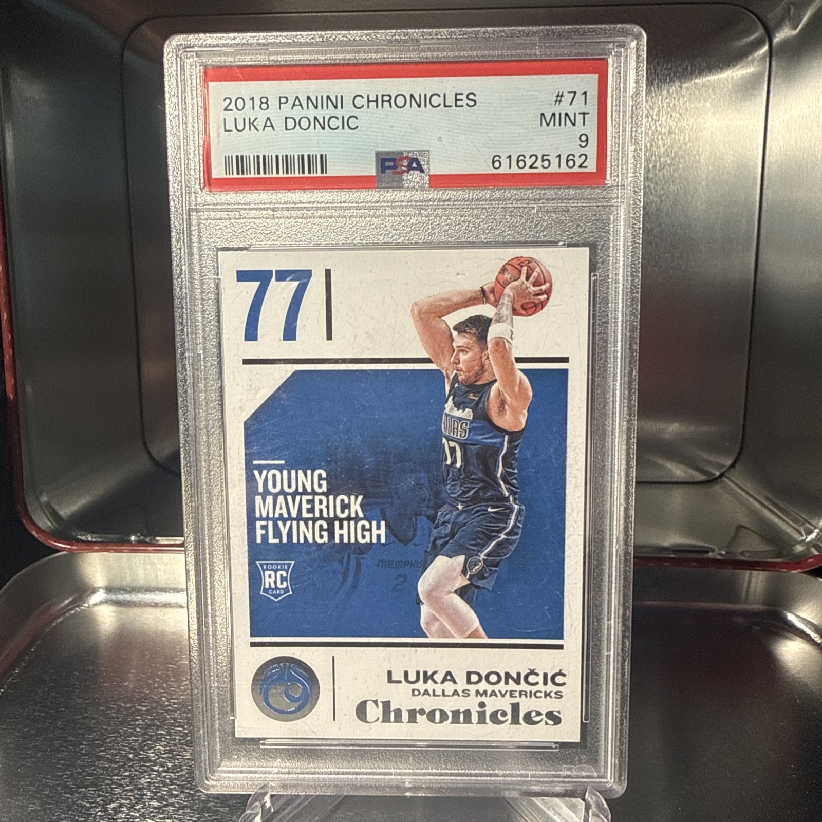 LUKA DONCIC 2018 PANINI CHRONICLES #71 YOUNG MAVERICK FLYIING HIGH ROOKIE PSA 9