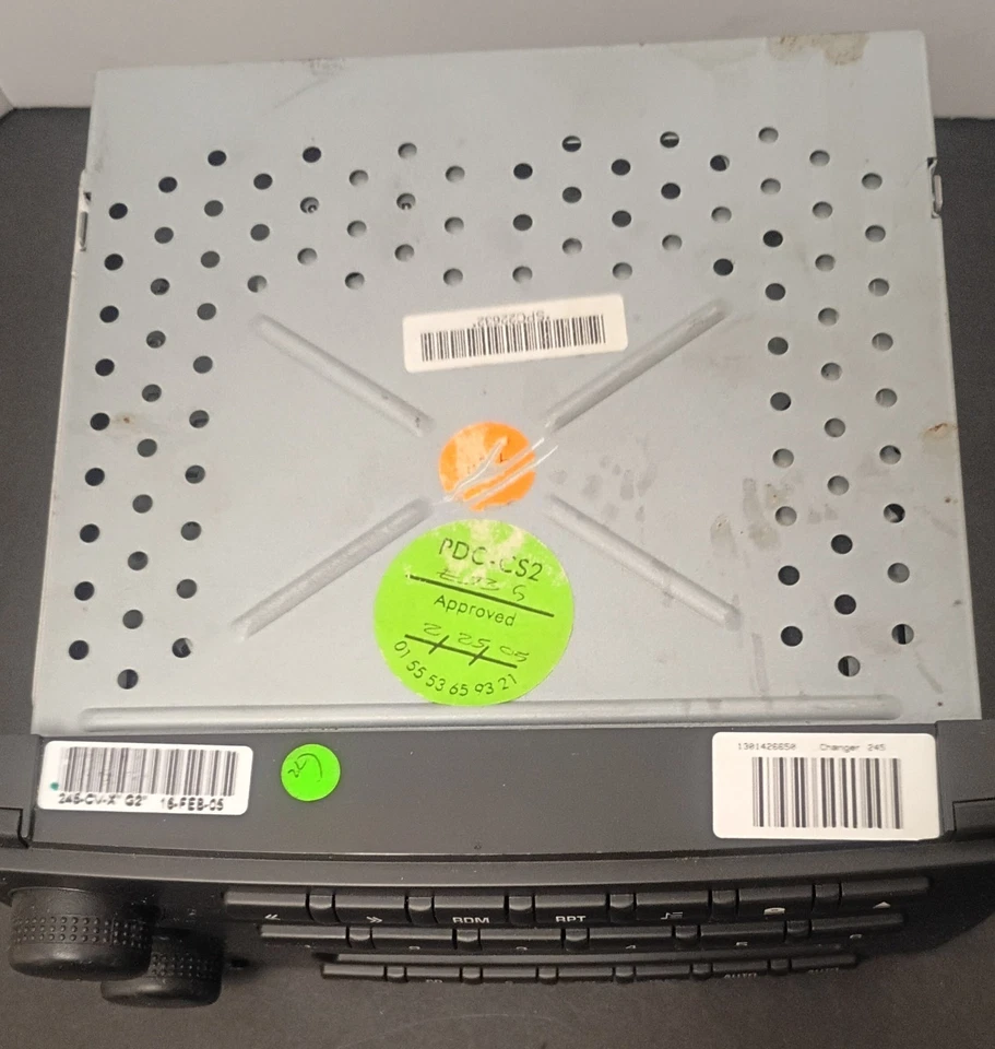 radio coche / 6 CD oem 05 pieza 15293895 siemens vdo 812546281 repuesto  Foto 2 de 4