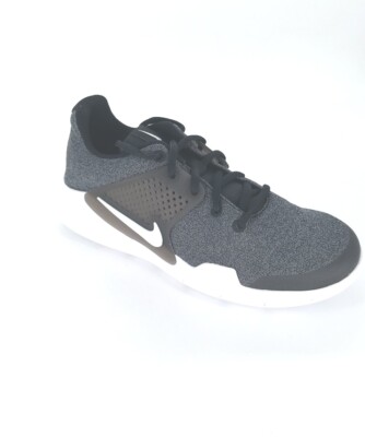 4462 Nike Kids Arrowz Running Shoes Black/White-Dark Grey Size 6Y US