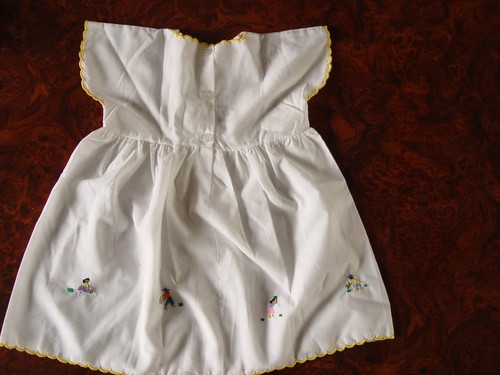 $40 SISTER LUCY'S HAND EMBROIDERED DRESS HAND MADE BABY CLOTH ALL COTTON NEW. F - Picture 2 of 2