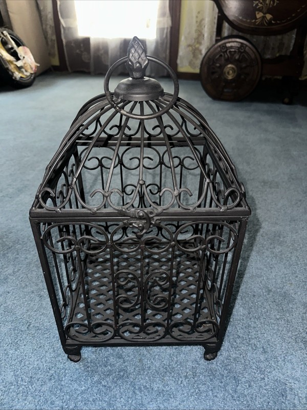Wrought Iron Metal Lidded Cloche Plant Holder Garden Art Decor Or Bird Cage