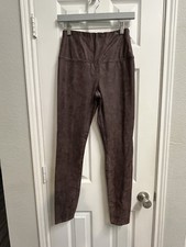 Lysse Vegan Faux Leather Womens Small Plum Distressed Pull On Skinny Pants NWT