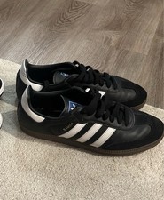 Woman  s Adidas Sambas Black and White Clean 9.5 US