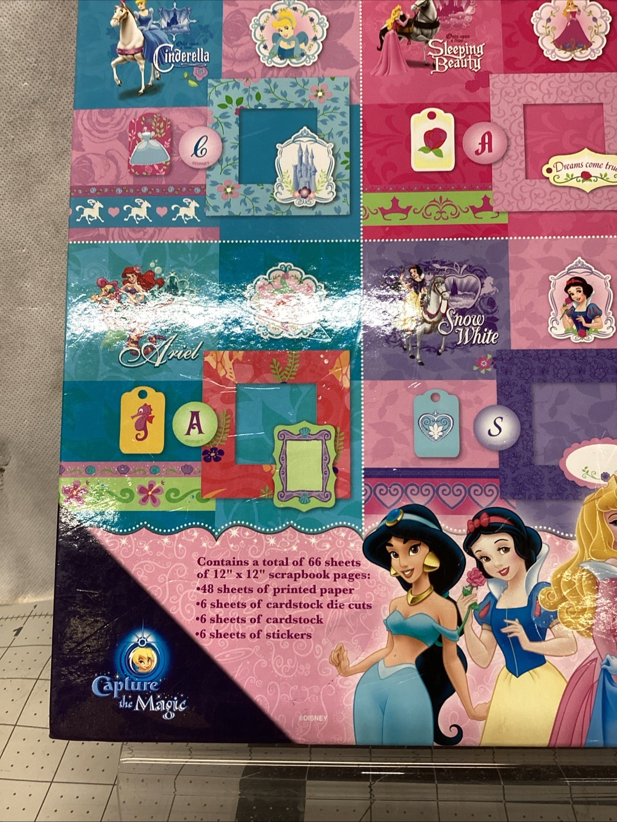 Princess Deluxe Scrapbook Kit Disney Park Exclusive Brand New