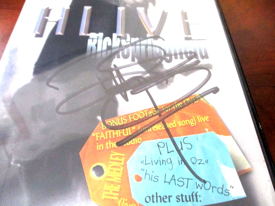 RICK SPRINGFIELD AUTO SIGNED ALIVE DVD SPECIAL MUSIC DVD CONCERT JESSIE'S GIRL+ - Image 2 of 4