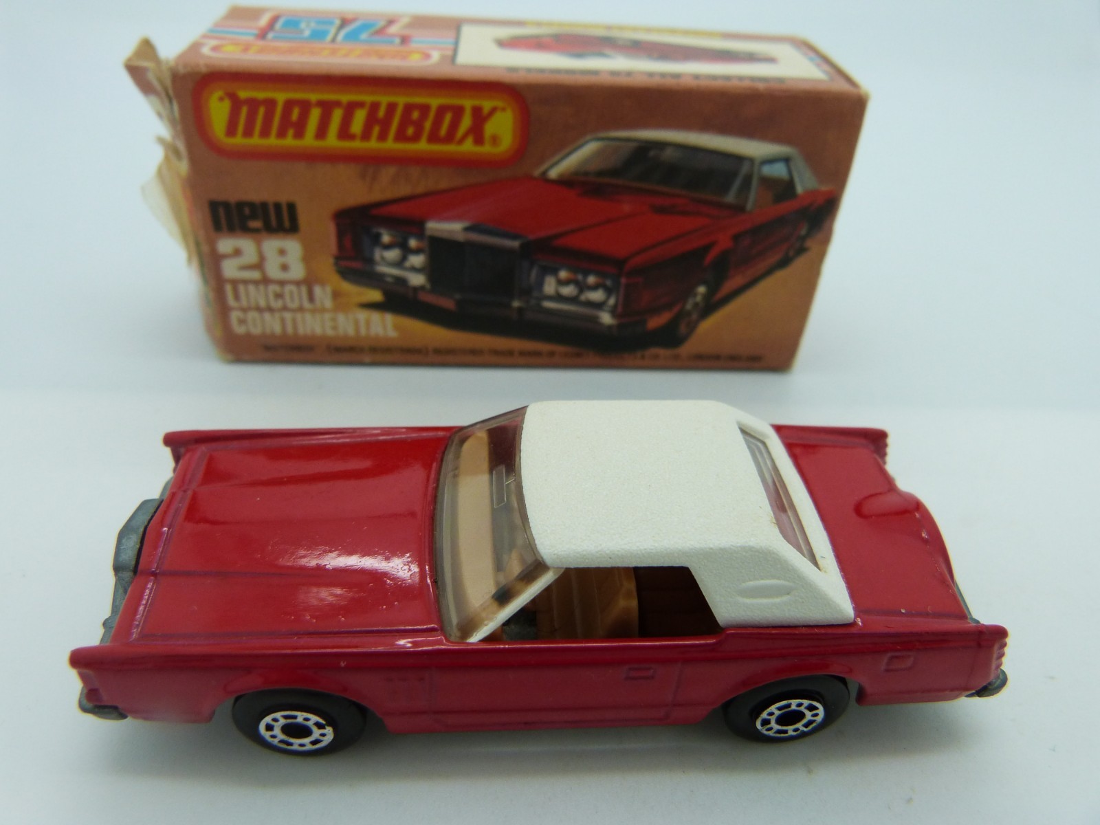 Matchbox 1964 Lincoln Continental Beyaz Fiyatları ve Özellikleri