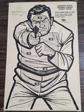 Cible ancienne us police tir streetart loft jielde 60S Indus 80s Design Starck