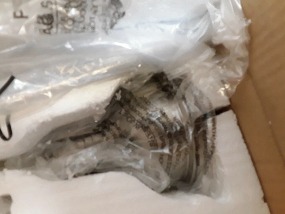 Colgante de lente Fresnel Progress Lighting P5050-0930K9 níquel cepillado Foto 3 de 3