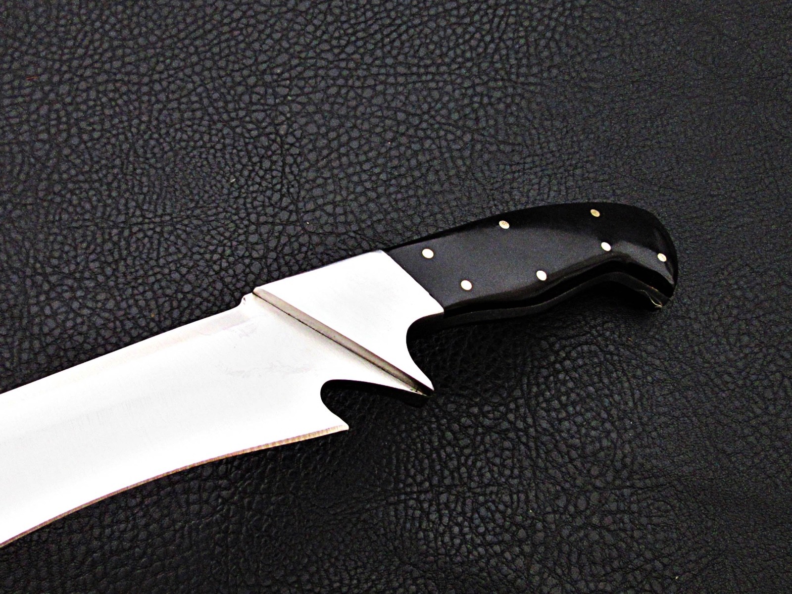SUPERCUTLERY CUSTOM D2 STEEL HUNTING KNIFE-11" FIXED BLADE KNIFE- BUFFALO HORN 