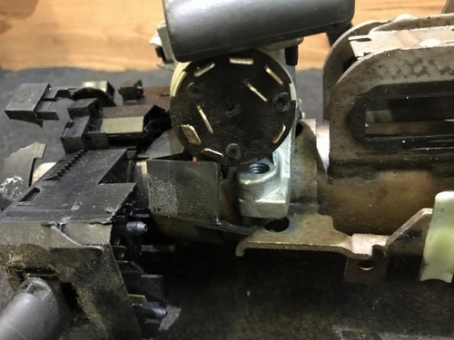 ZÜNDSCHALTER STARTSCHALTER ZÜNDANLASSSCHALTER  Volkswagen Pass DE247048-50