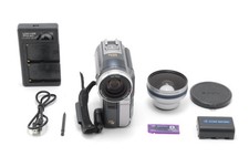   Near MINT  Sony DCR-PC300 MiniDV Handycam Camcorder 3CCD Carl Zeiss Lens Japan