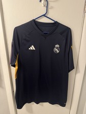 23/24 Real Madrid adidas Training Jersey Men’s Size XL