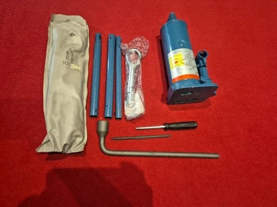 Original Mercedes Sprinter W906 Wagenheber Hydraulisch Satz A9045800018 - Bild 1 von 4
