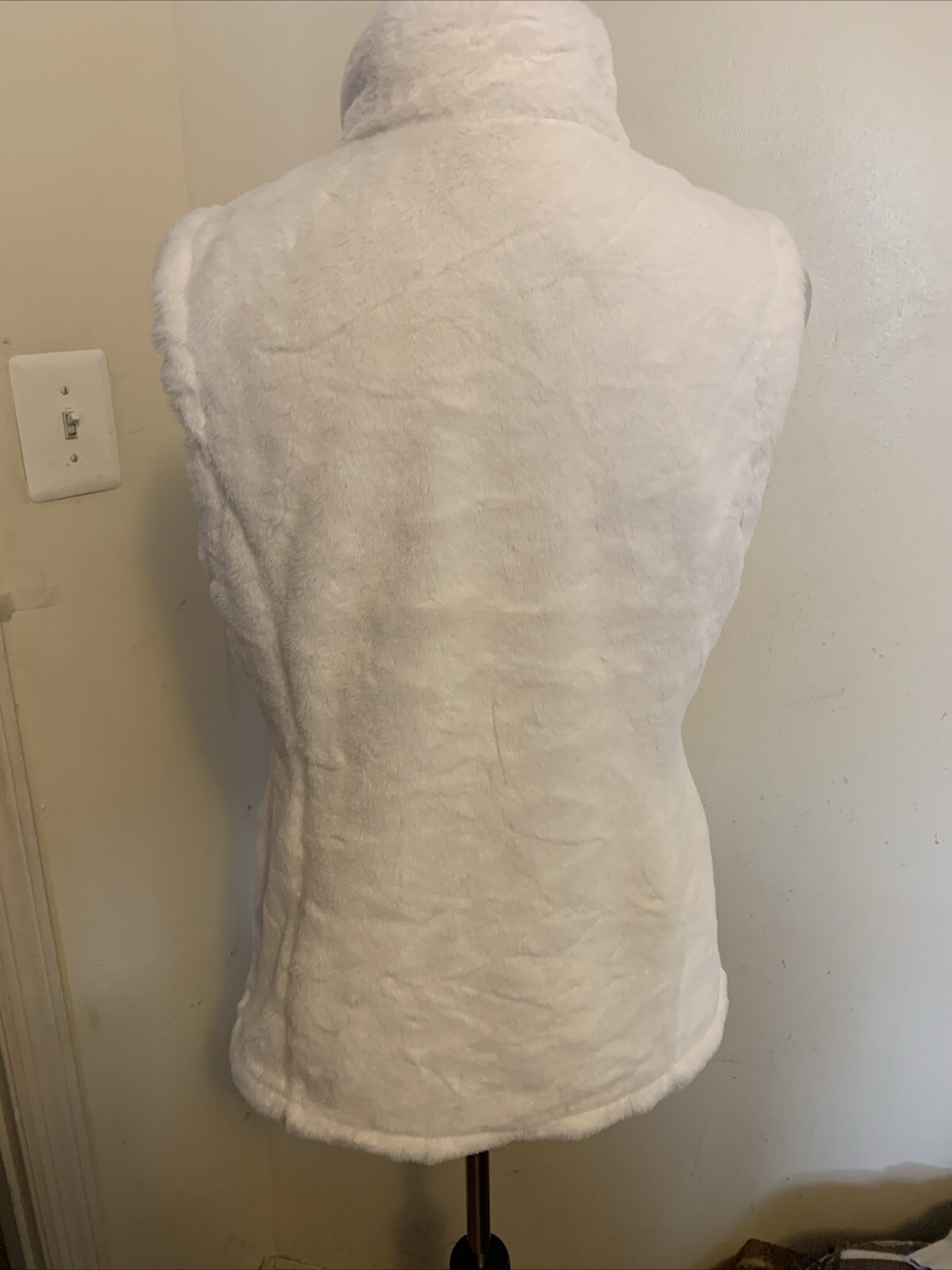 Picture 3 of 6