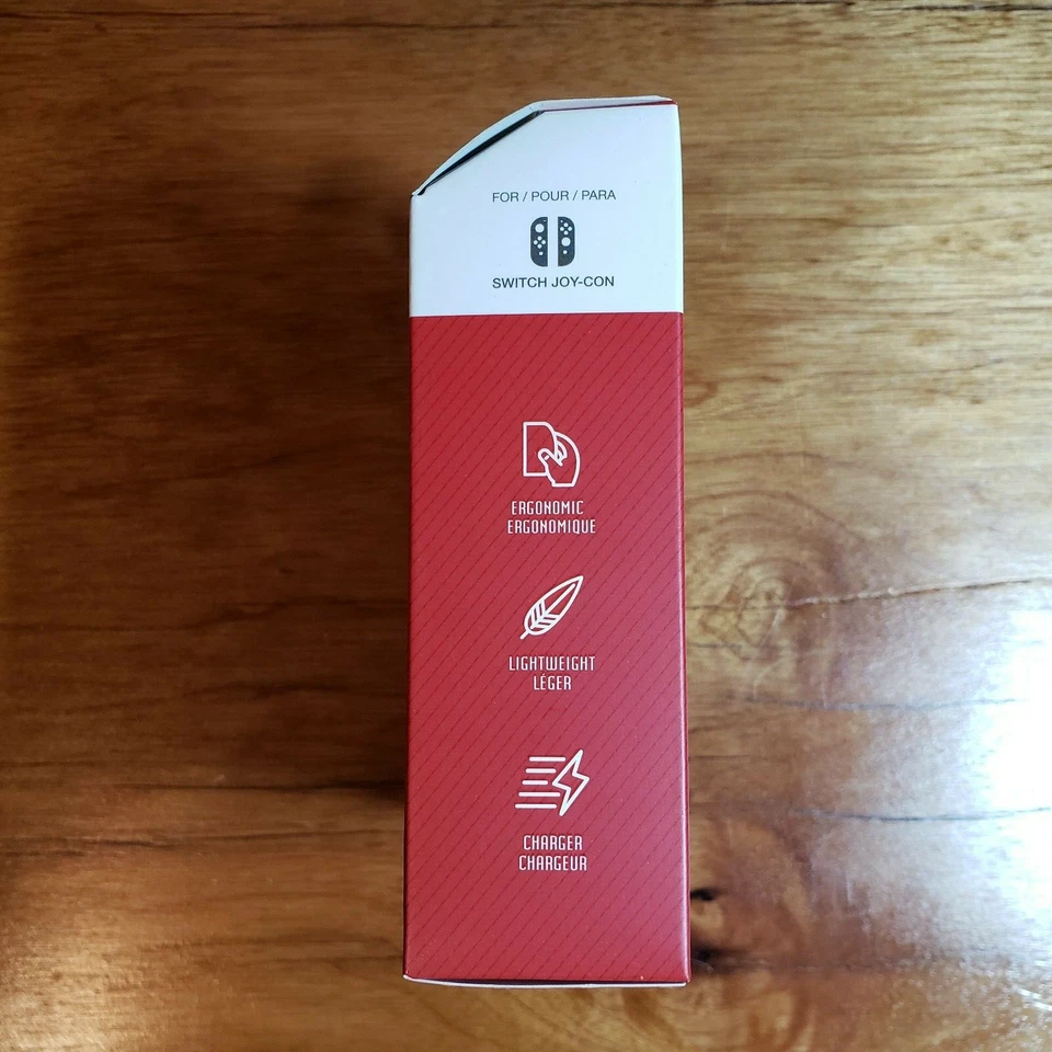 Nintendo Switch "Kitter" Controller Attachment Charge While You Play by Hyperkin - Image 2 of 4