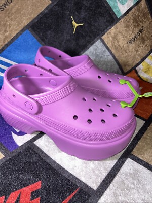 Crocs Stomp Clog Bubble Gum Barbie Pink Chunky Heel Iconic