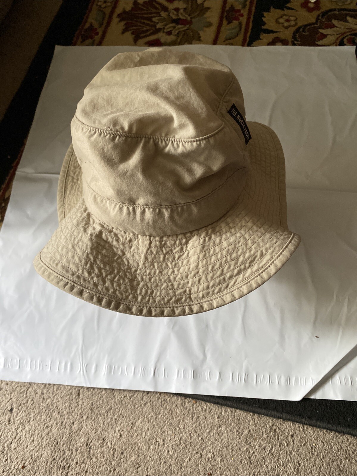 The North Face Beige Khaki Vented Bucket Safari Hat for Hiking Size M