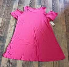 Size 1X Cold Shoulder Dress NWT PINK