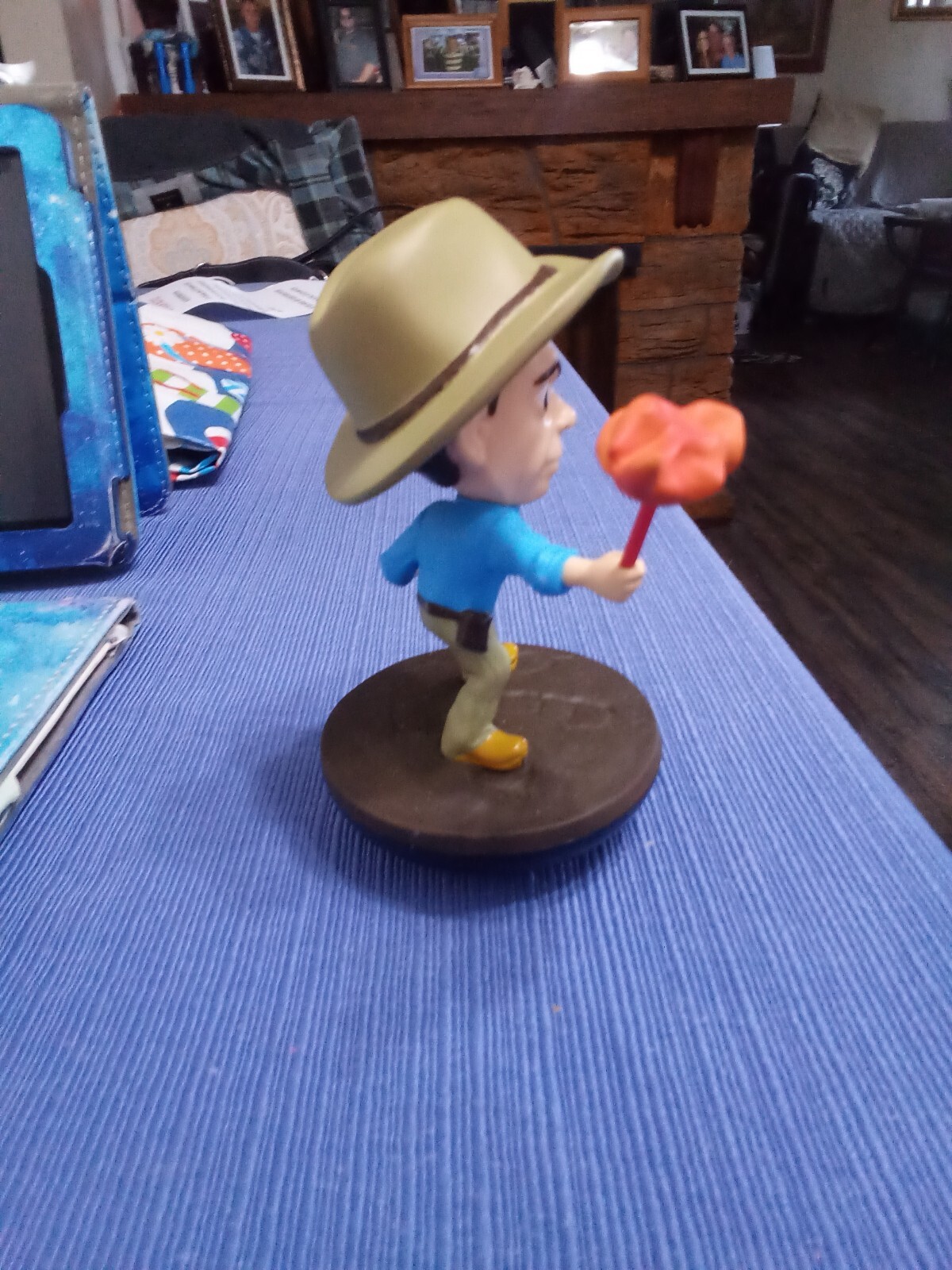 Picture 2 of 5