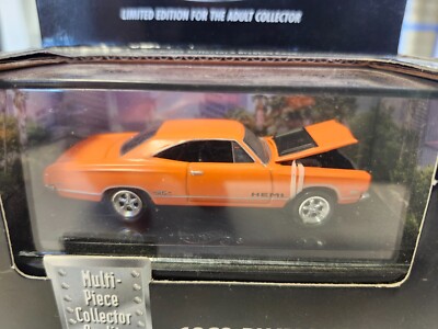 1999 100% Hot Wheels Collectibles 1969 Plymouth Hemi GTX w/opening