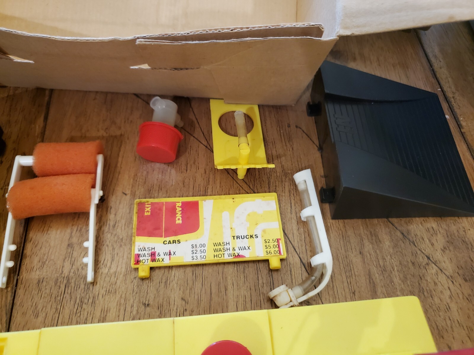 Vintage 1979 MR. McCLEAN CAR WASH with BOX by GLJ Carlin truck hot