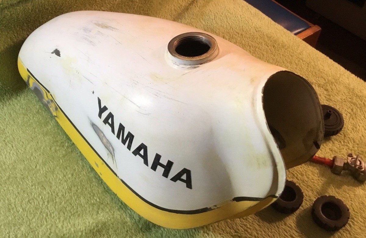 268B140 ヤマハ　TY250(53Y) ガソリンタンク　スコティッシュ