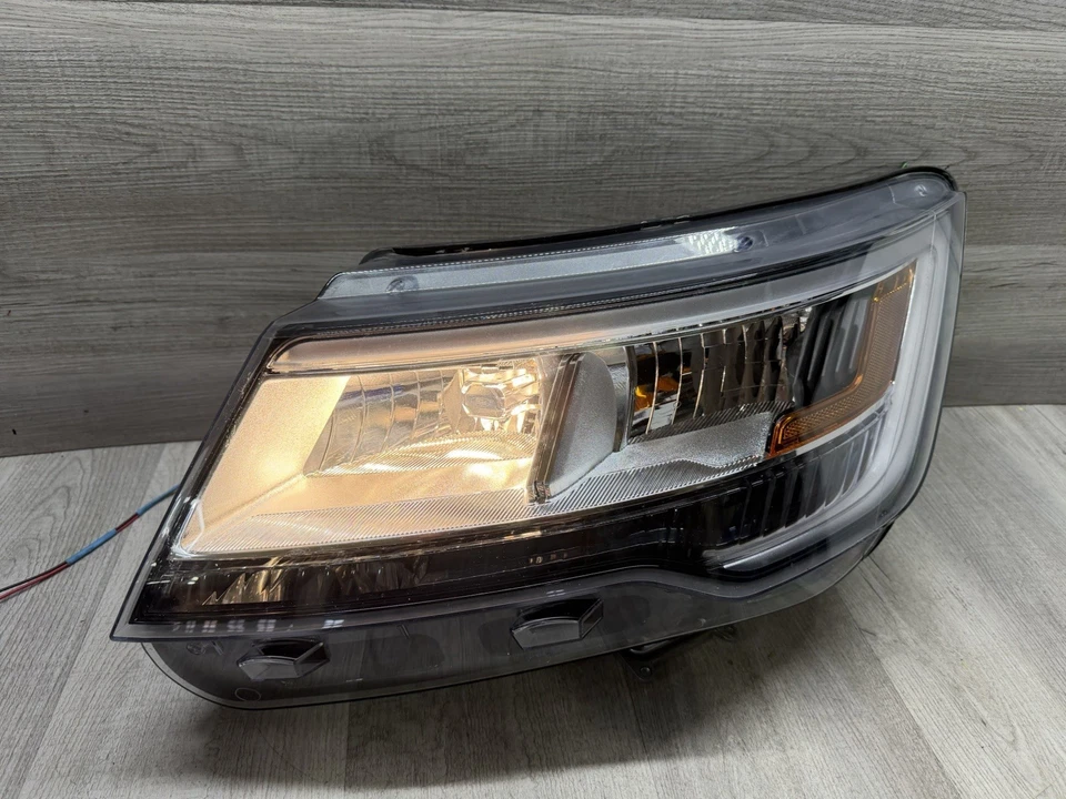 2016-2019 OEM Ford Explorer LED Headlight LH Left Driver Chrome Tab Damage ((55) - Image 3 of 4