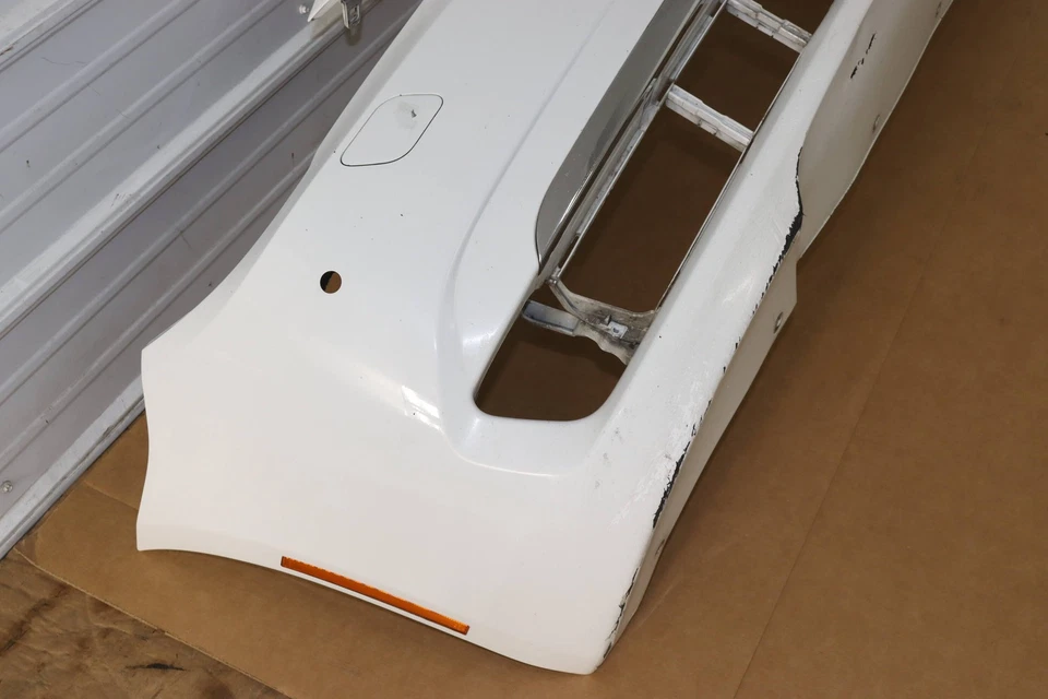 BMW ALPINA B7 2011-2012 - Cubierta del parachoques delantero 7251632 Foto 2 de 4