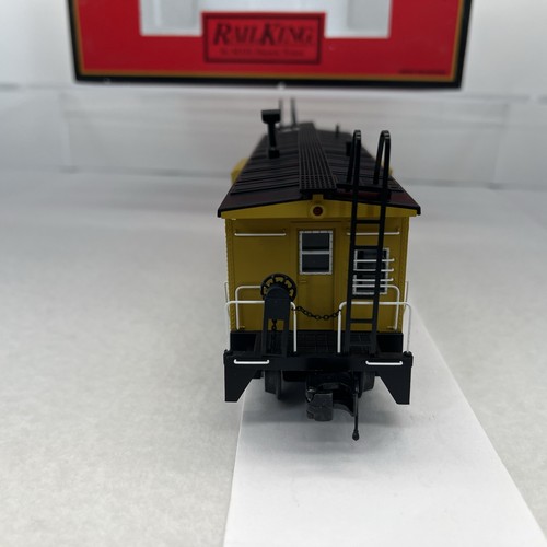 MTH RailKing 30-77171 Anheuser- Busch Budweiser Bay Window Caboose New O #19361 - Picture 7 of 19