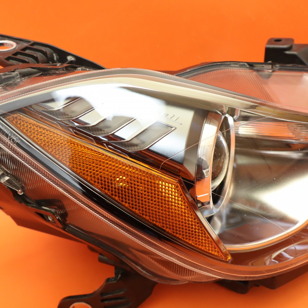 MASERATI GHIBLI HEADLIGHT RIGHT PASSENGER 2014 2015 2016 2017 XENON 670038235