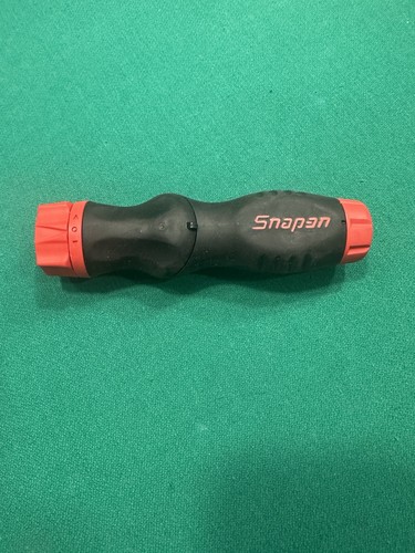 NEW Snap On USA, SGDMRCE4 soft grip ratcheting Reversible Screwdriver Red/Black