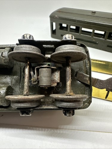 LIONEL 253 LOCOMOTIVE 607 PULLMAN 608 OBSERVATION CAR 0 GAUGE PARTS OR REPAIR - Picture 4 of 13