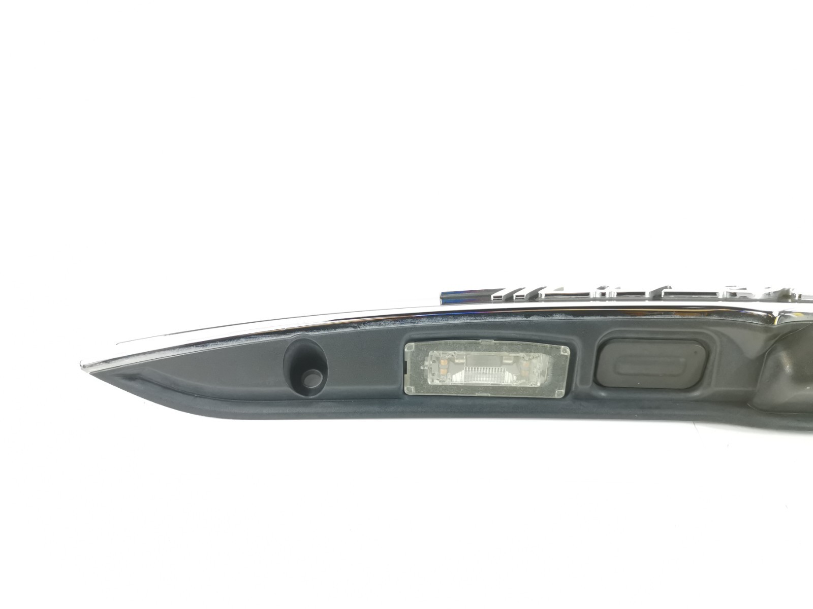 Maserati Ghibli RWD 2017 3.0 L Auto Rear Trunk Lid Trim Molding Black Chrome OEM